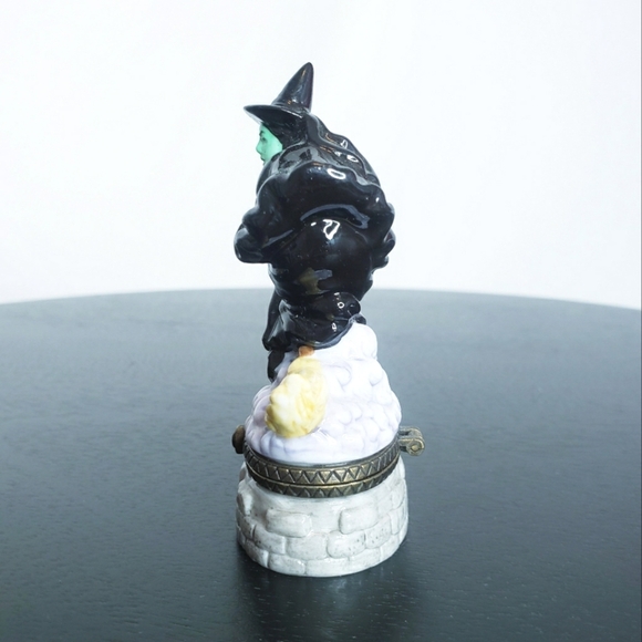 *Last Chance* Wicked Witch Of The West PHB Wizard Of Oz Porcelain Hinged Box - Picture 4 of 8